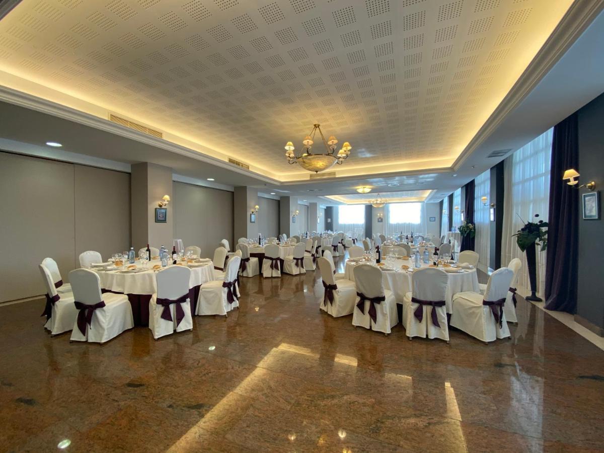 Hotel Lasa Sport Valladolid Exteriör bild