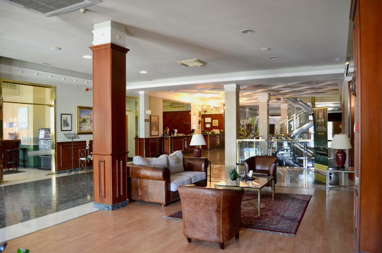 Hotel Lasa Sport Valladolid Exteriör bild
